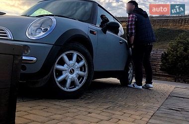 Хэтчбек MINI Hatch 2002 в Одессе