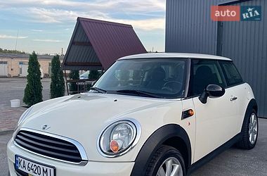 Хэтчбек MINI Hatch 2010 в Мироновке