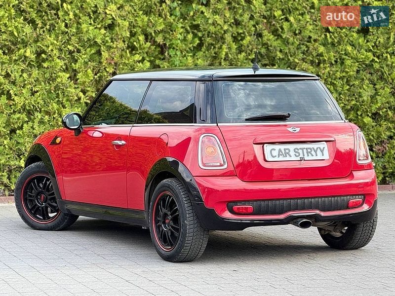 Хетчбек MINI Hatch 2009 в Стрию