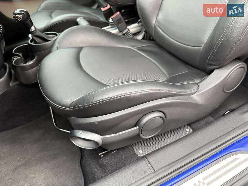 Хэтчбек MINI Paceman 2013 в Киеве фото 16 Хэтчбек MINI Paceman 2013 в Киеве