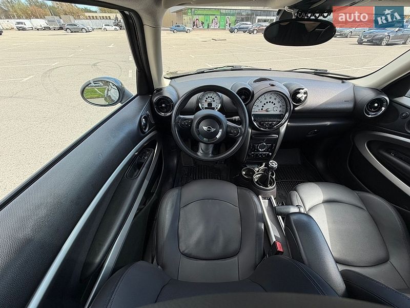 Хэтчбек MINI Paceman 2013 в Киеве фото 18 Хэтчбек MINI Paceman 2013 в Киеве