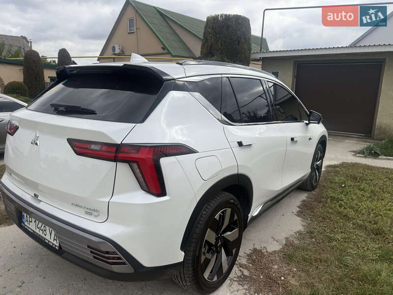 Позашляховик / Кросовер Mitsubishi Airtrek 2022 в Запоріжжі