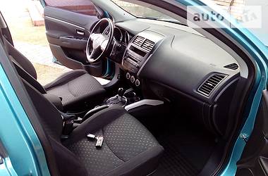 Внедорожник / Кроссовер Mitsubishi ASX 2010 в 