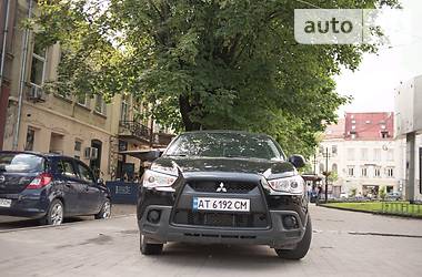 Внедорожник / Кроссовер Mitsubishi ASX 2011 в 