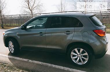 Внедорожник / Кроссовер Mitsubishi ASX 2014 в 