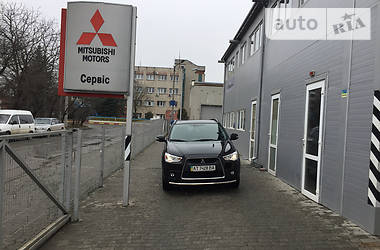 Позашляховик / Кросовер Mitsubishi ASX 2010 в 