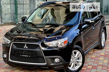 Внедорожник / Кроссовер Mitsubishi ASX 2013 в 