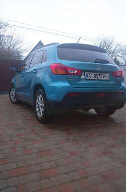 Внедорожник / Кроссовер Mitsubishi ASX 2010 в 