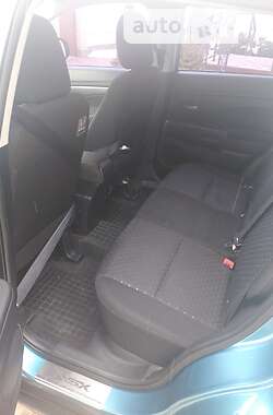 Внедорожник / Кроссовер Mitsubishi ASX 2010 в 