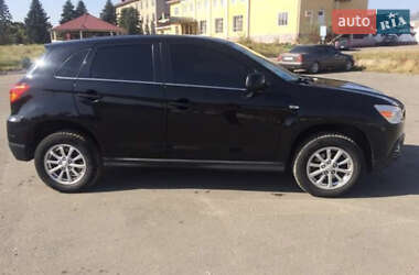 Внедорожник / Кроссовер Mitsubishi ASX 2010 в 