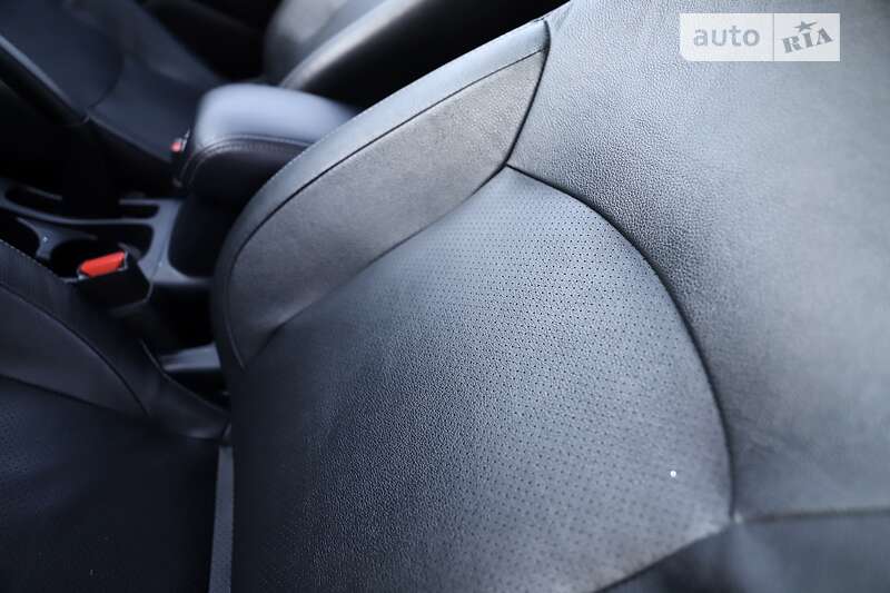 Внедорожник / Кроссовер Mitsubishi ASX 2014 в Дрогобыче