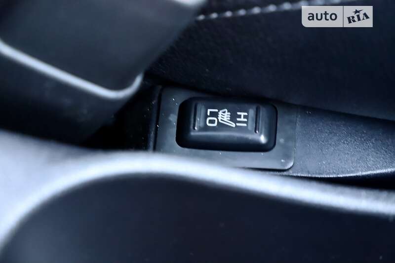 Внедорожник / Кроссовер Mitsubishi ASX 2014 в Дрогобыче