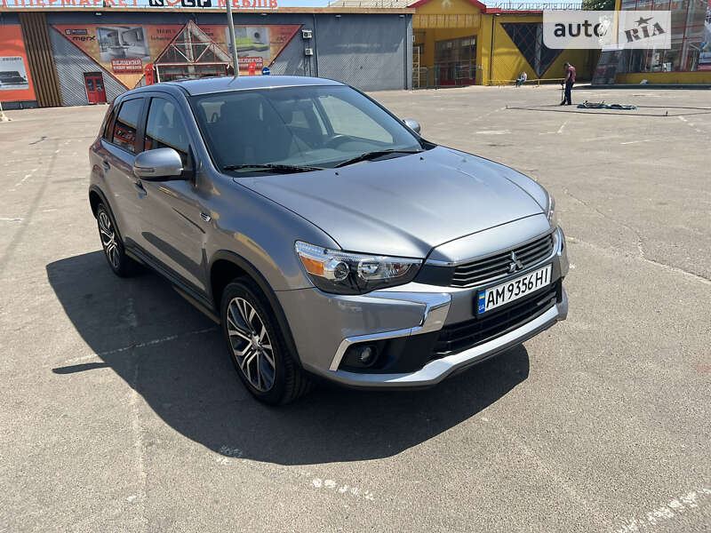 Внедорожник / Кроссовер Mitsubishi ASX 2017 в Житомире