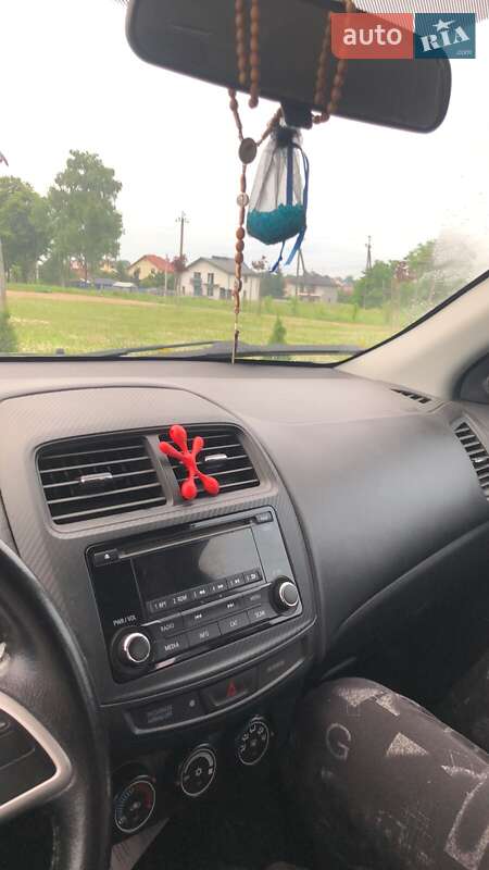 Внедорожник / Кроссовер Mitsubishi ASX 2015 в Львове