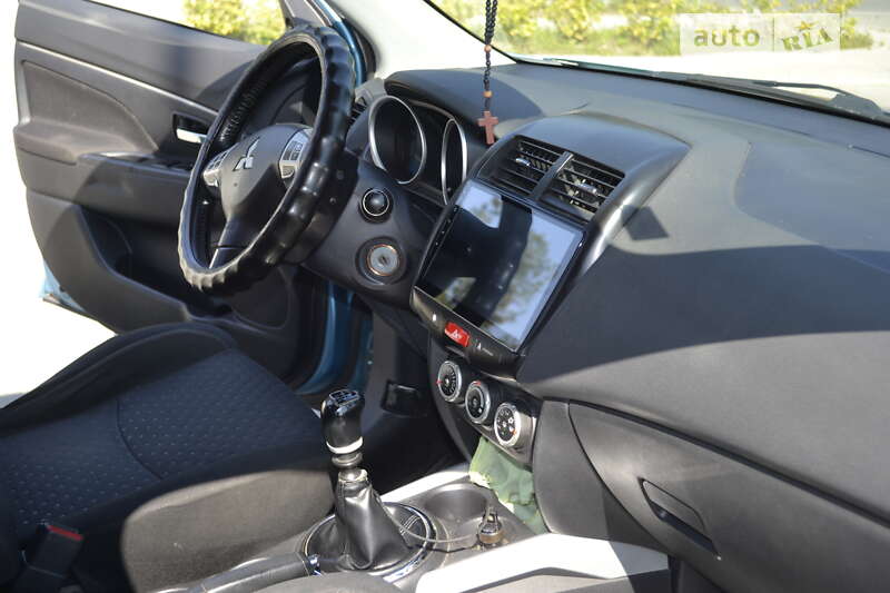 Внедорожник / Кроссовер Mitsubishi ASX 2010 в Львове
