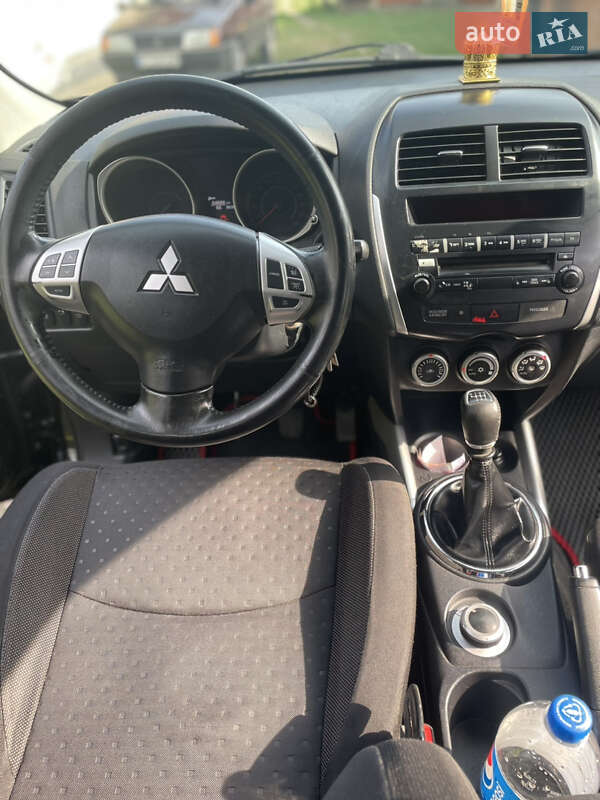 Внедорожник / Кроссовер Mitsubishi ASX 2010 в Косове