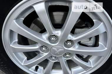 Позашляховик / Кросовер Mitsubishi ASX 2011 в 