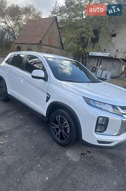 Внедорожник / Кроссовер Mitsubishi ASX 2020 в 