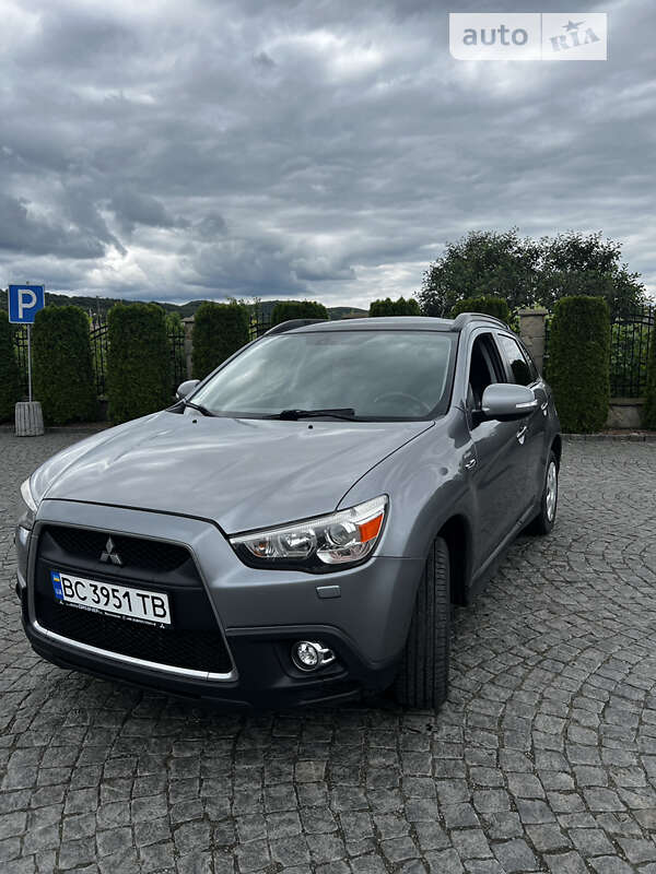 Позашляховик / Кросовер Mitsubishi ASX 2011 в Жовкві