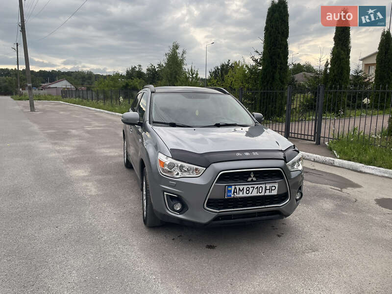 Позашляховик / Кросовер Mitsubishi ASX 2013 в Звягелі