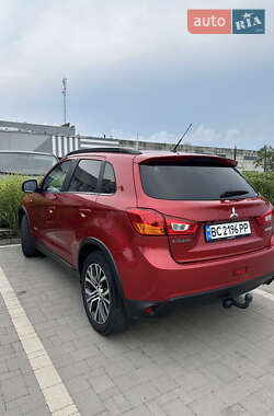 Внедорожник / Кроссовер Mitsubishi ASX 2015 в 