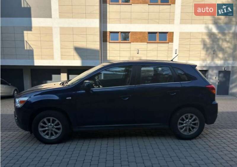 Внедорожник / Кроссовер Mitsubishi ASX 2010 в Киеве