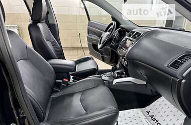 Внедорожник / Кроссовер Mitsubishi ASX 2013 в 