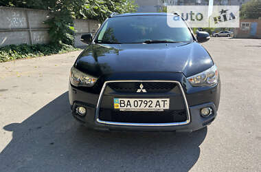 Внедорожник / Кроссовер Mitsubishi ASX 2010 в 