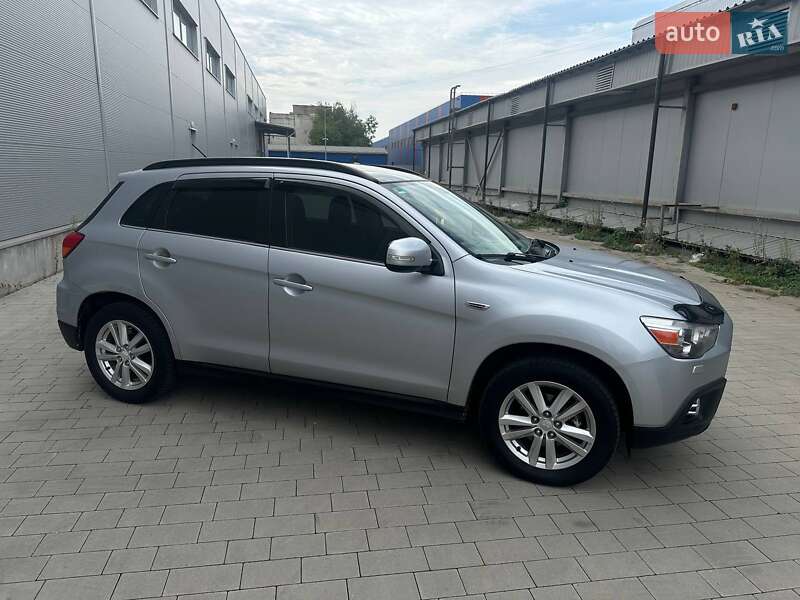 Позашляховик / Кросовер Mitsubishi ASX 2010 в Івано-Франківську