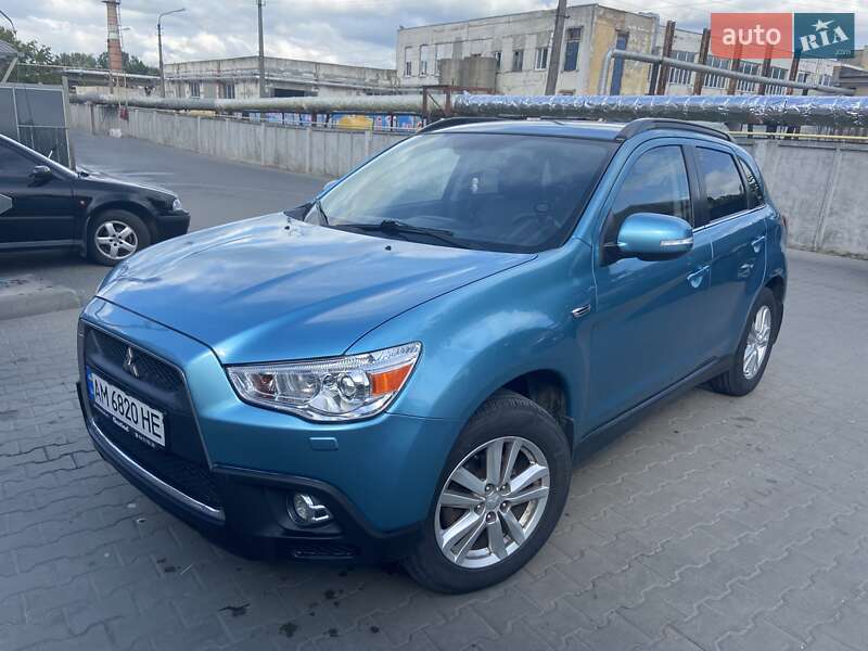 Внедорожник / Кроссовер Mitsubishi ASX 2010 в Житомире