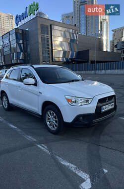 Внедорожник / Кроссовер Mitsubishi ASX 2010 в Киеве