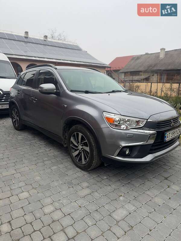 Внедорожник / Кроссовер Mitsubishi ASX 2017 в Делятине