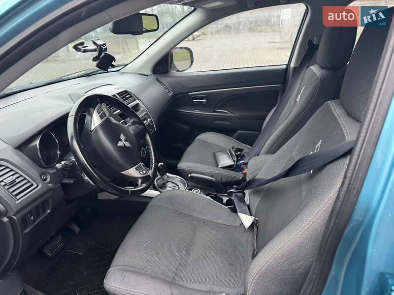 Внедорожник / Кроссовер Mitsubishi ASX 2012 в Черновцах