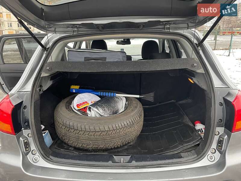 Внедорожник / Кроссовер Mitsubishi ASX 2011 в Харькове