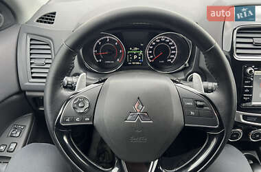 Внедорожник / Кроссовер Mitsubishi ASX 2017 в 