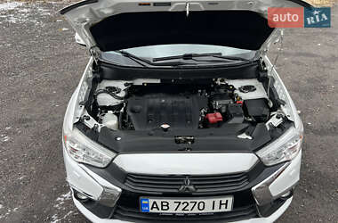 Внедорожник / Кроссовер Mitsubishi ASX 2017 в 