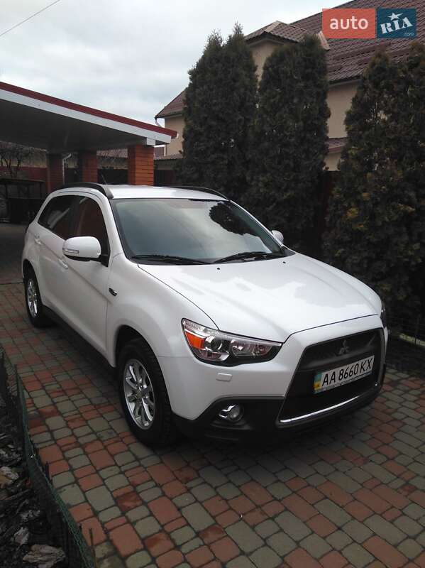 Mitsubishi ASX 2011