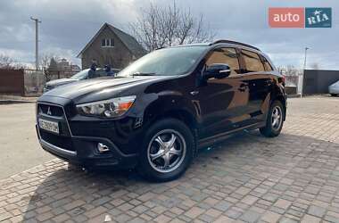 Внедорожник / Кроссовер Mitsubishi ASX 2010 в 