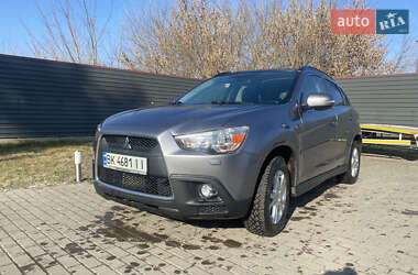 Позашляховик / Кросовер Mitsubishi ASX 2011 в Радивиліві