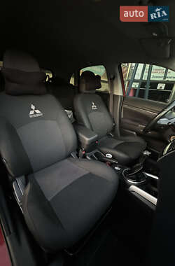 Внедорожник / Кроссовер Mitsubishi ASX 2014 в 