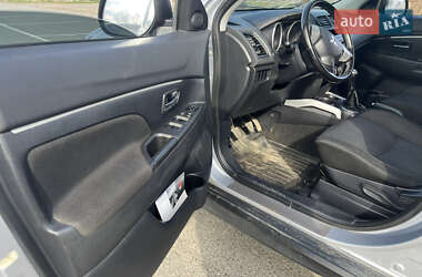 Внедорожник / Кроссовер Mitsubishi ASX 2011 в 