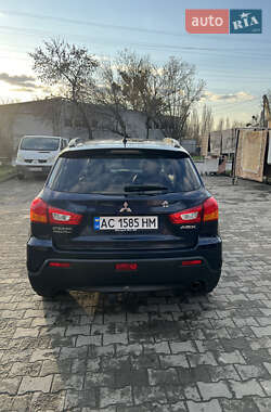 Внедорожник / Кроссовер Mitsubishi ASX 2010 в 