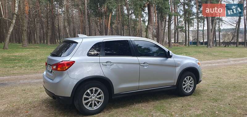 Позашляховик / Кросовер Mitsubishi ASX 2017 в Чернігові