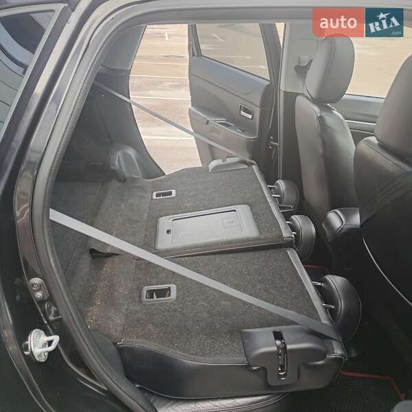 Внедорожник / Кроссовер Mitsubishi ASX 2010 в Киеве