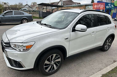 Внедорожник / Кроссовер Mitsubishi ASX 2018 в 