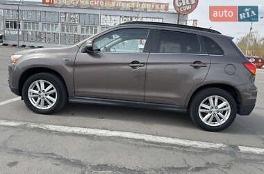 Позашляховик / Кросовер Mitsubishi ASX 2011 в 