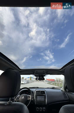 Позашляховик / Кросовер Mitsubishi ASX 2013 в 