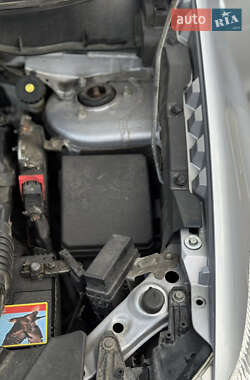 Позашляховик / Кросовер Mitsubishi ASX 2013 в 