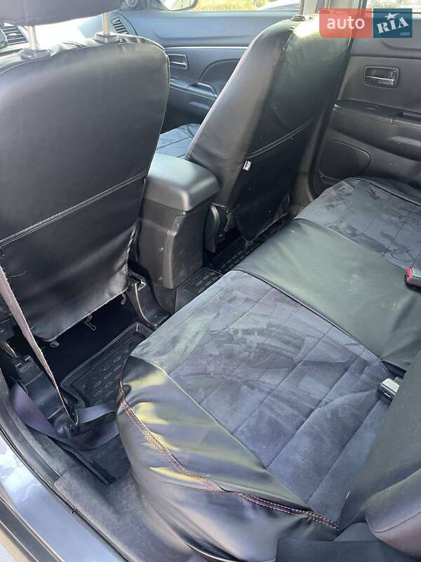 Внедорожник / Кроссовер Mitsubishi ASX 2013 в Черновцах