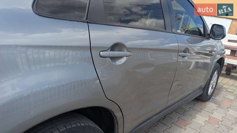 Внедорожник / Кроссовер Mitsubishi ASX 2013 в Черновцах